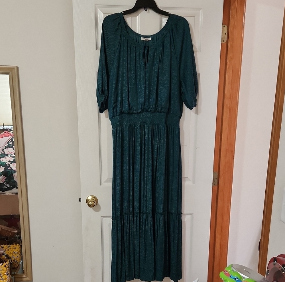 Green Casual Maxi Sundress with Dolman Sleeves